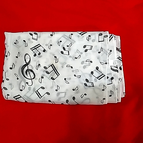 Black Music Note Print Wrap Scarf White + Scarf Buckle Gold Or Silver - Picture 9 of 16